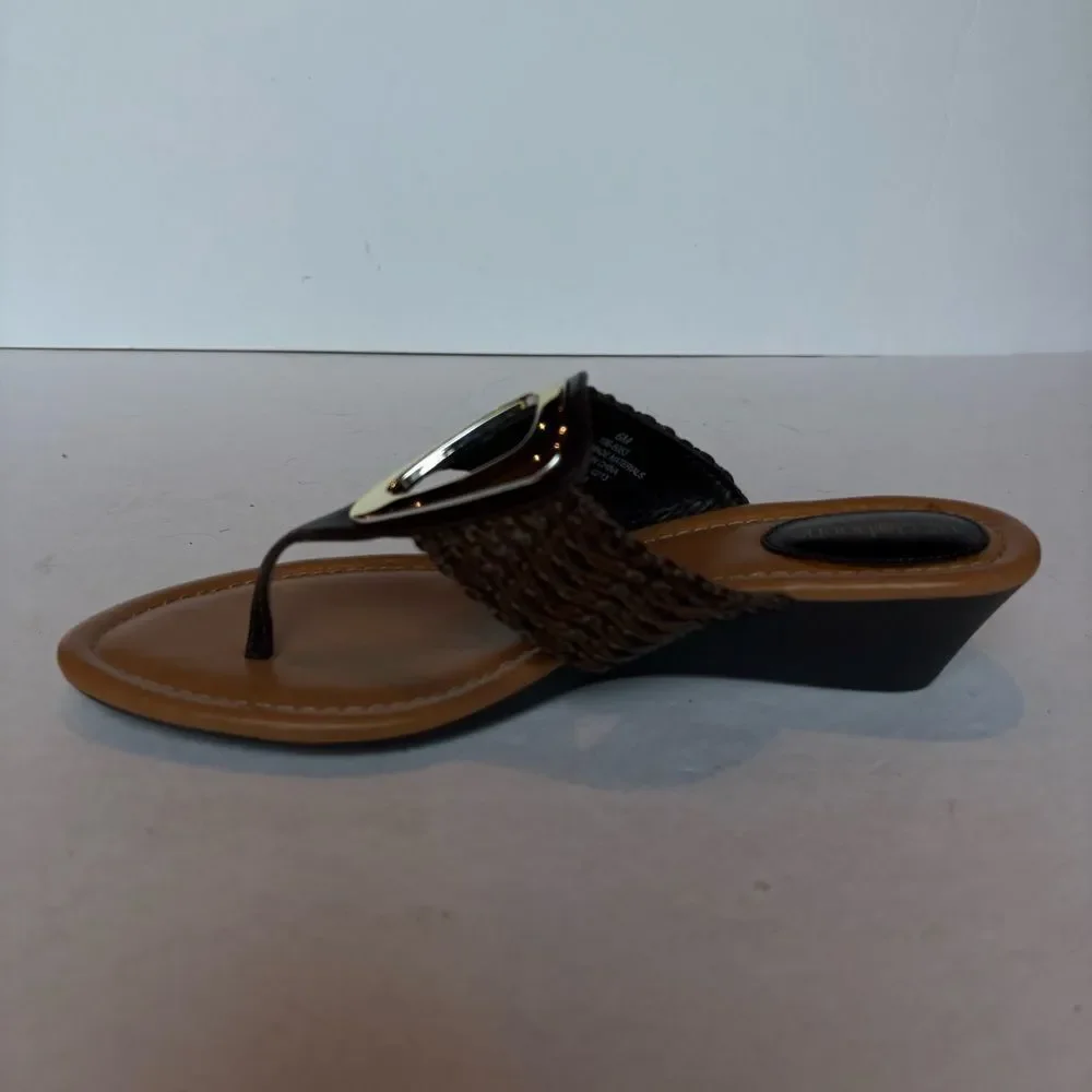 Liz Claiborne Women's Elegant Brown Wedge Sandals Thong Style Size 6M